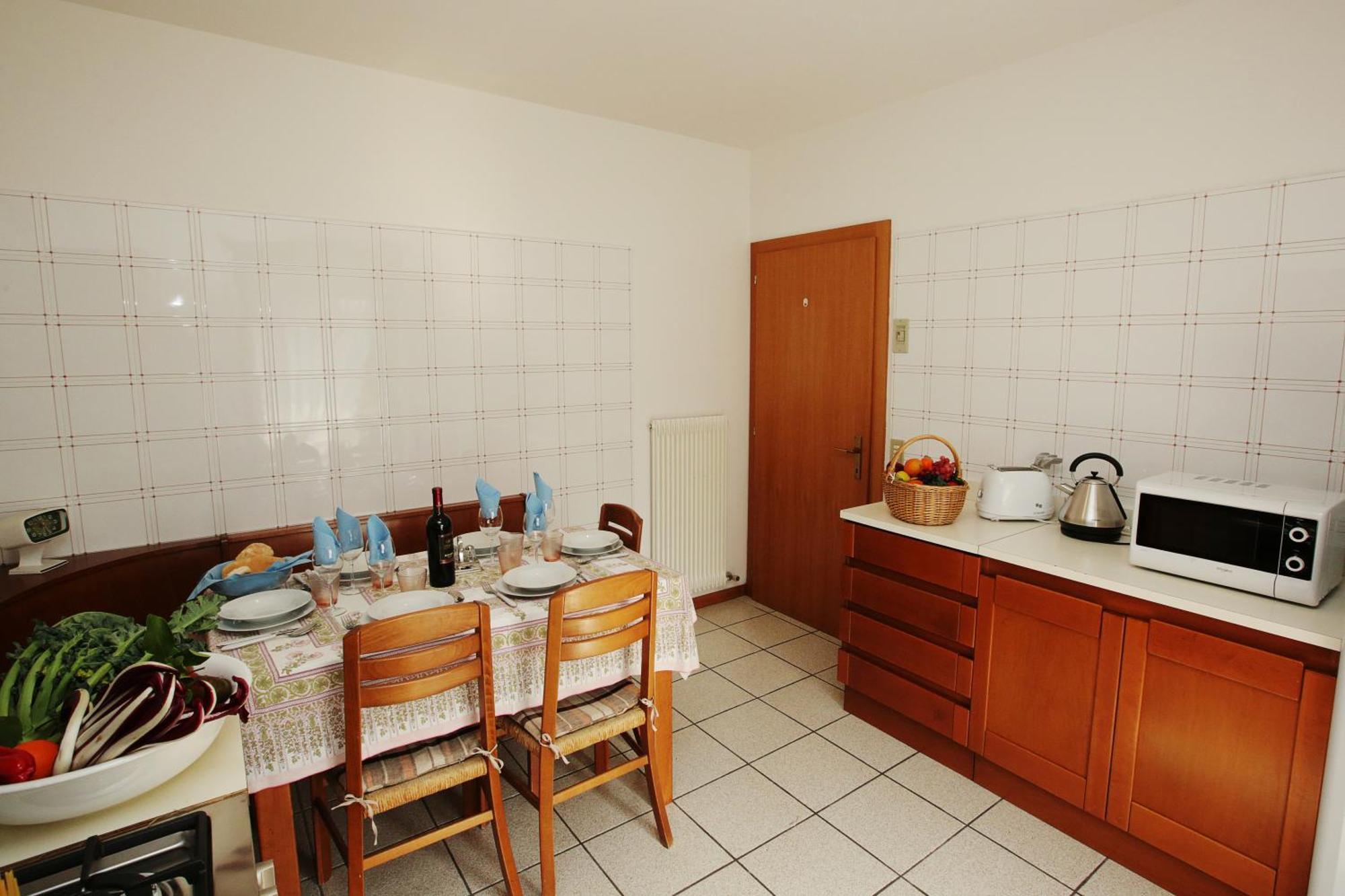 Appartamento Emma - Happy Rentals Riva del Garda Luaran gambar
