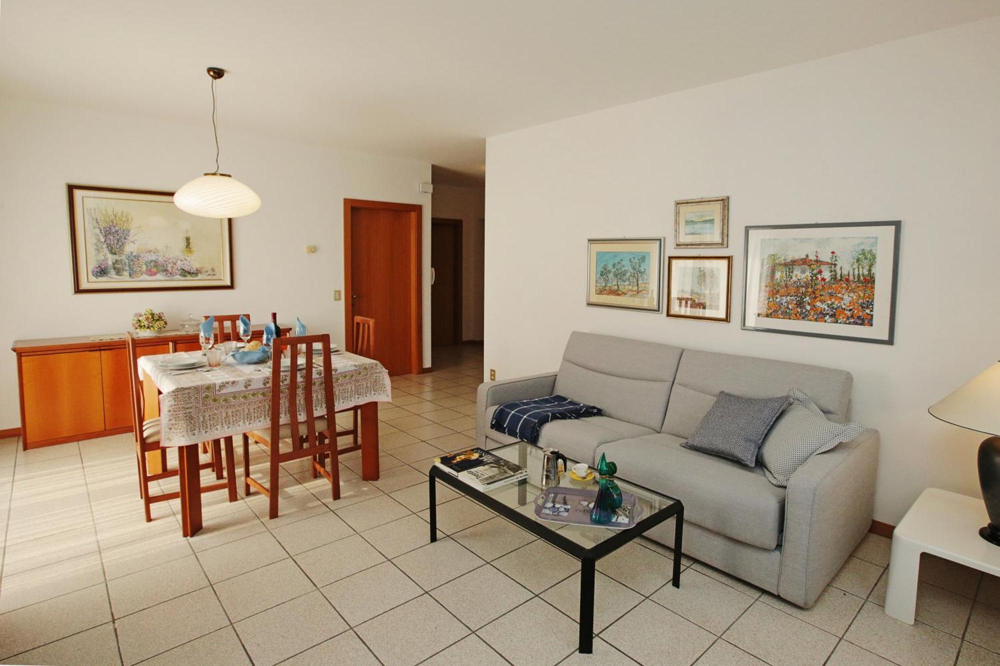 Appartamento Emma - Happy Rentals Riva del Garda Luaran gambar