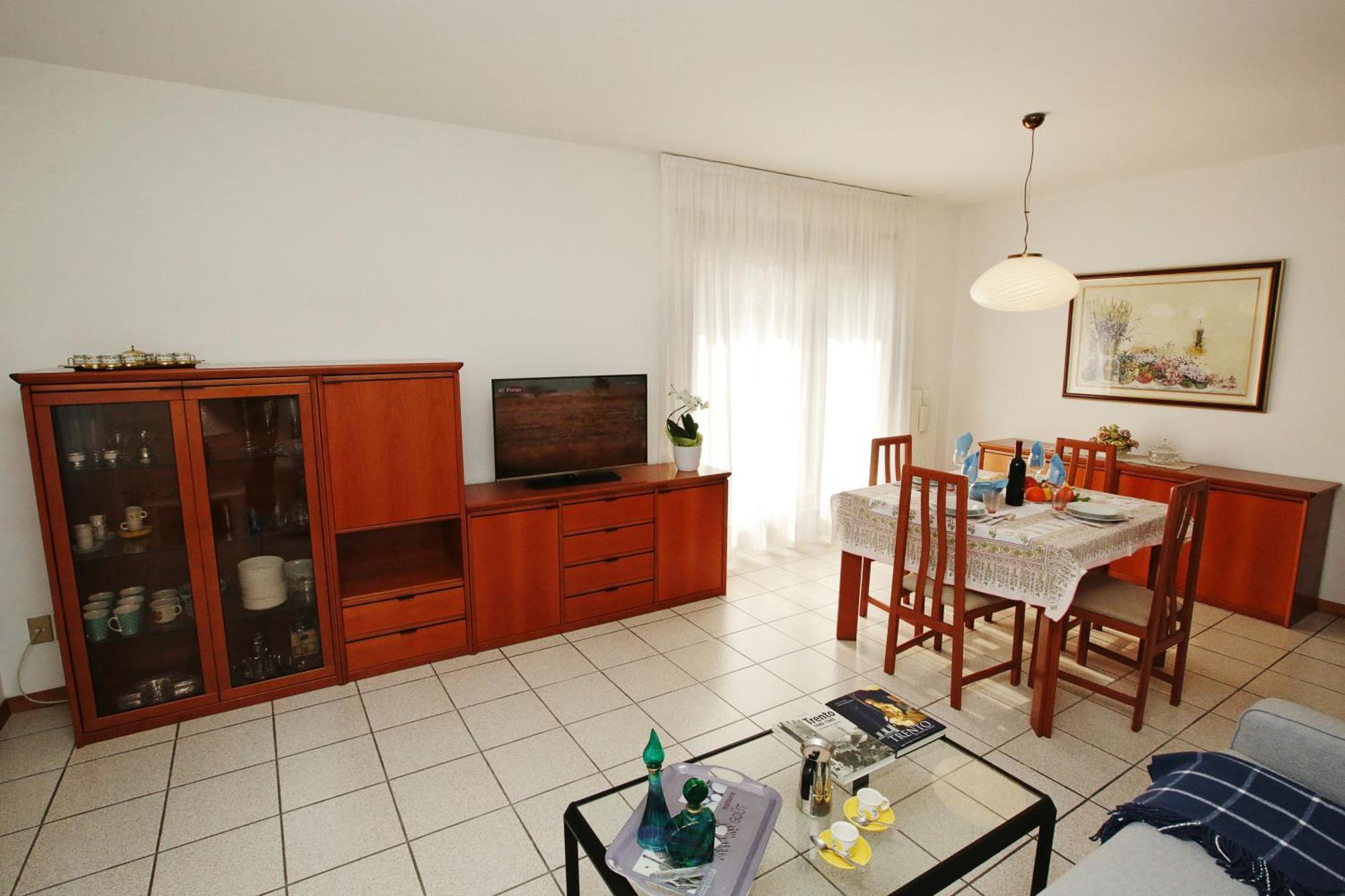 Appartamento Emma - Happy Rentals Riva del Garda Luaran gambar